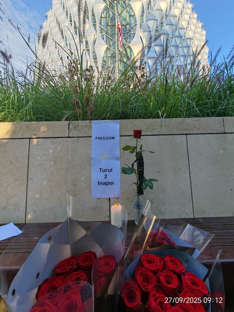 thousands of free flowers on London’s streets